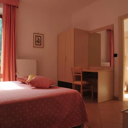 Trattoria Della Posta ゲストハウス