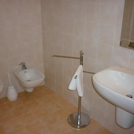 Pensión Trattoria Della Posta Maissana