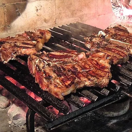ゲストハウス Trattoria Della Posta Maissana